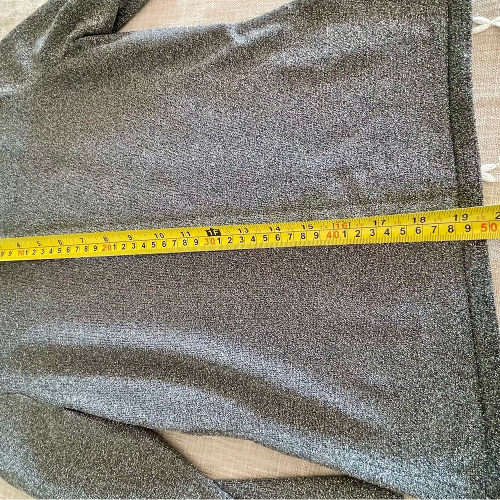 Stunning Ann Taylor Metallic Gray Women's Sweater/Silk Pants Set Size: XS 2P - Picture 8 of 17